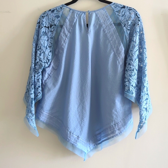 BCBGMaxAzria 3/4 bell sleeve lace tunic blue medium - Picture 2 of 9